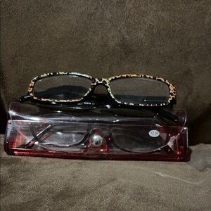 2pair reading glasses 1 with Leopard Print Reading Glasses with Case